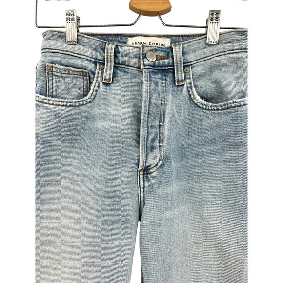 Aritzia Denim Forum The Arlo High Rise Straight Jeans Light Wash Blue Size 25 - Picture 2 of 12